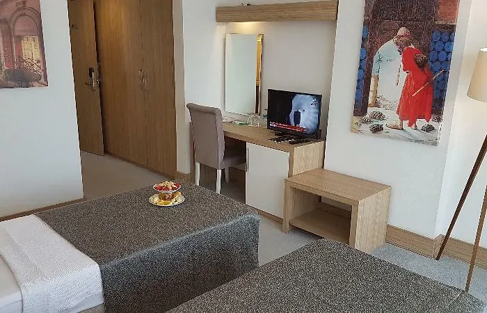 Ozyigit Hotel Antália